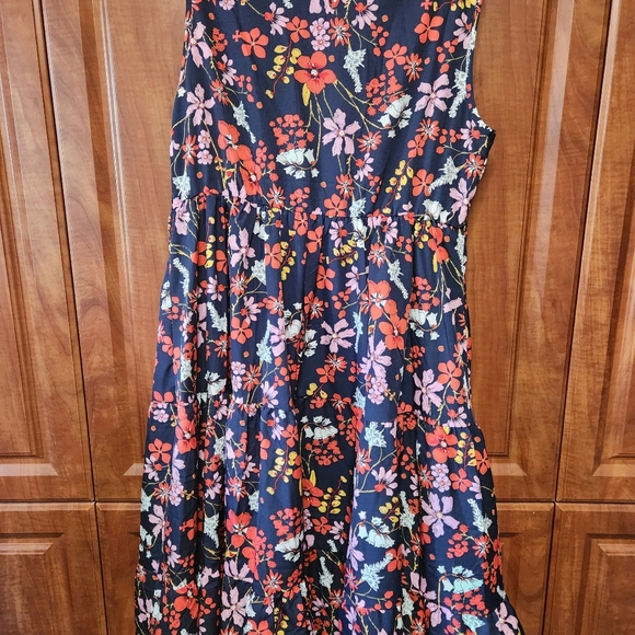 Bloomchic floral dress with front smocking - Picture 5 of 7